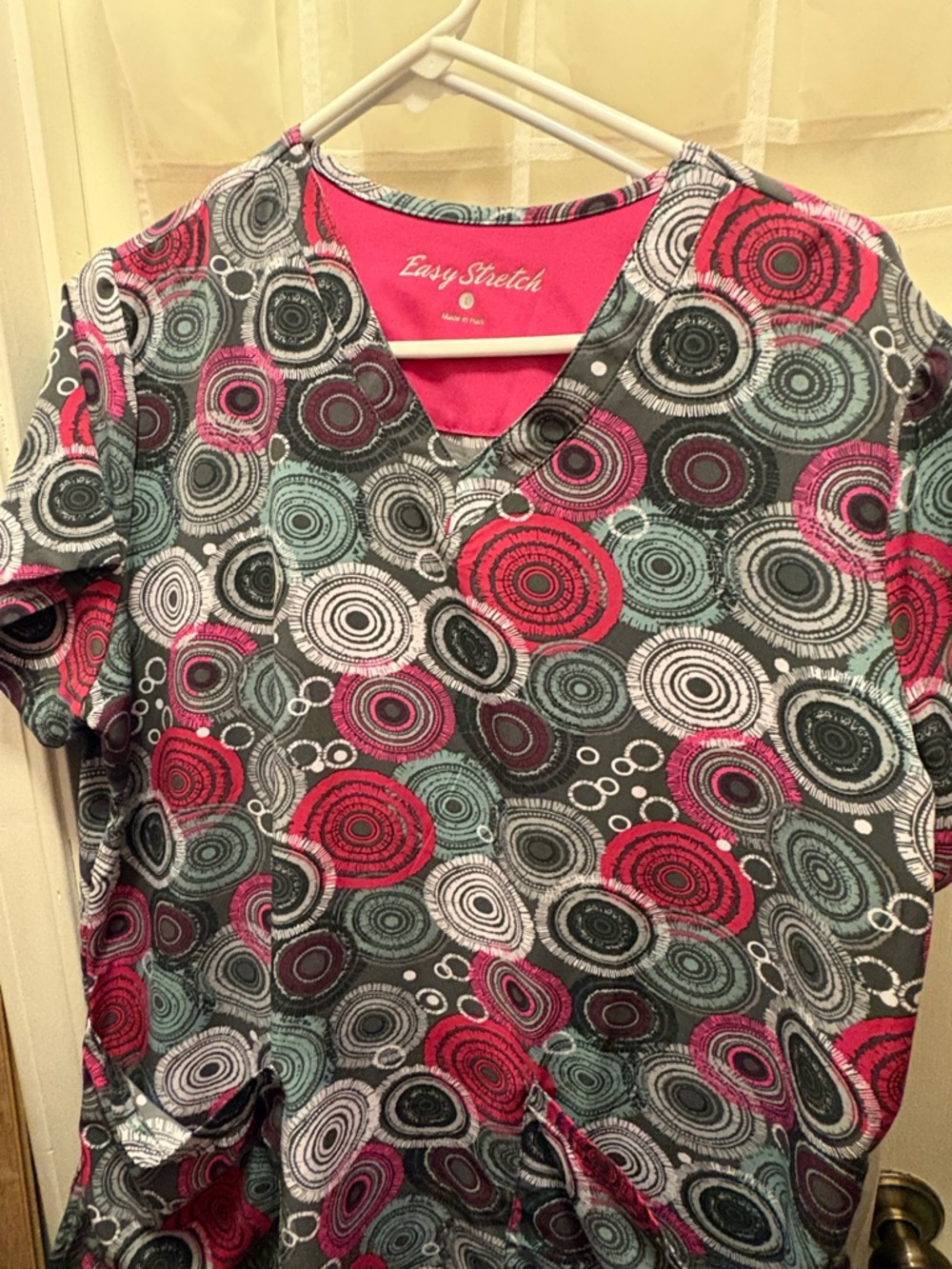 Women's V-Neck Printed Scrub Top in Pink/Grey/Teal